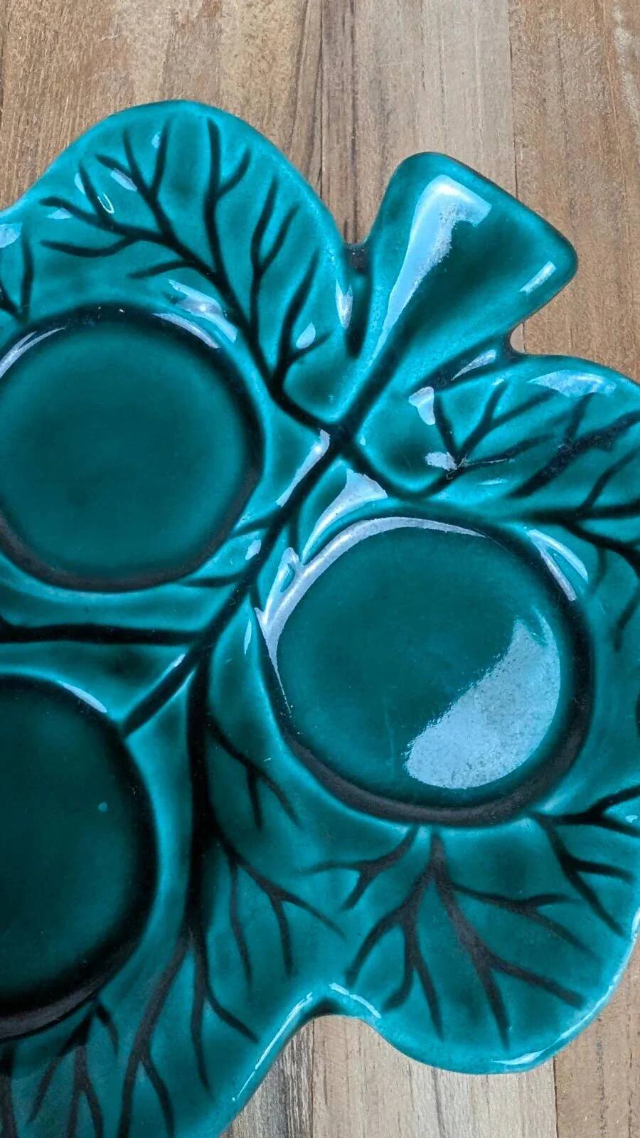 Vintage Vallauris catchall – green enamel leaf model