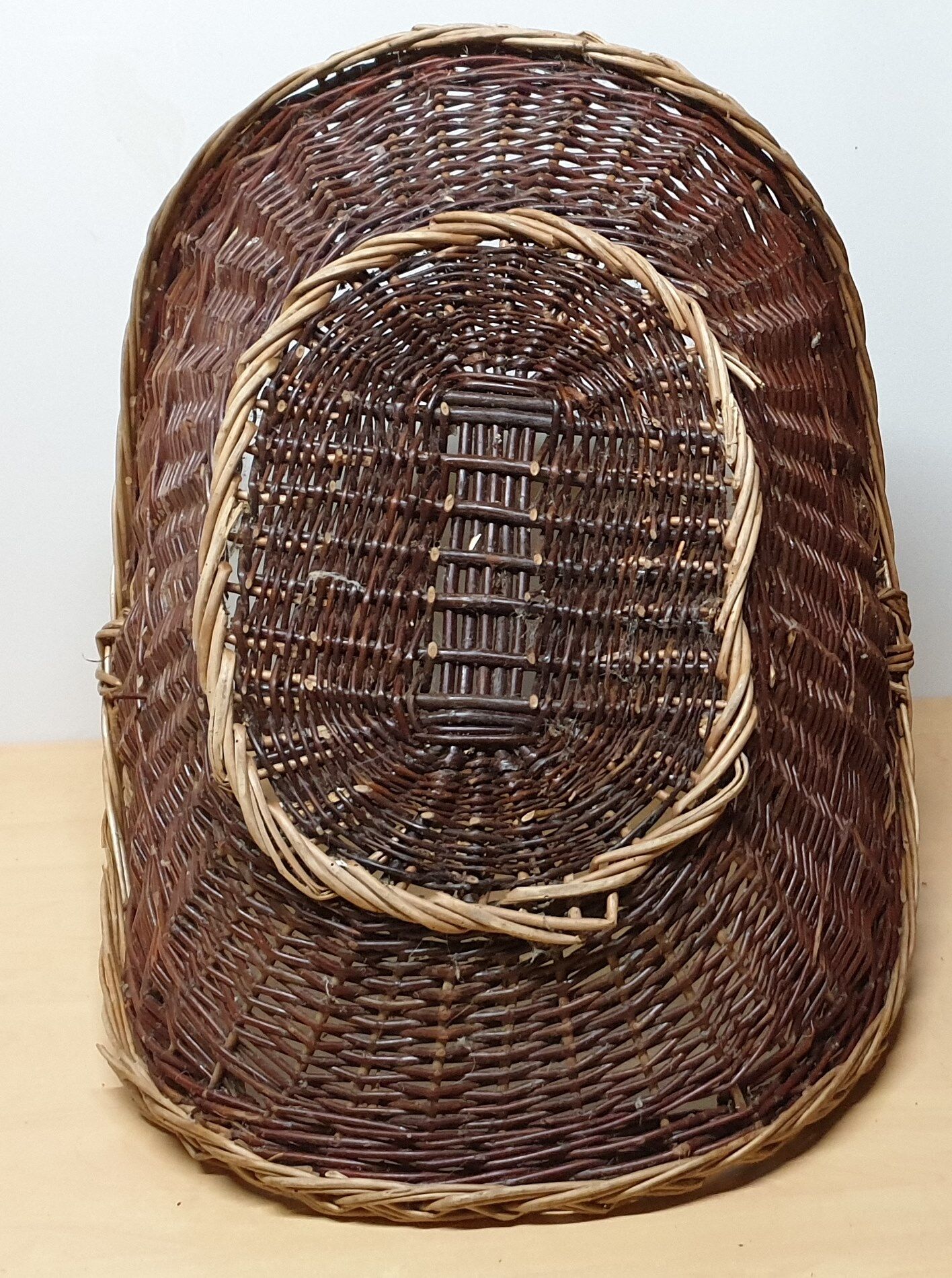 Wicker log basket