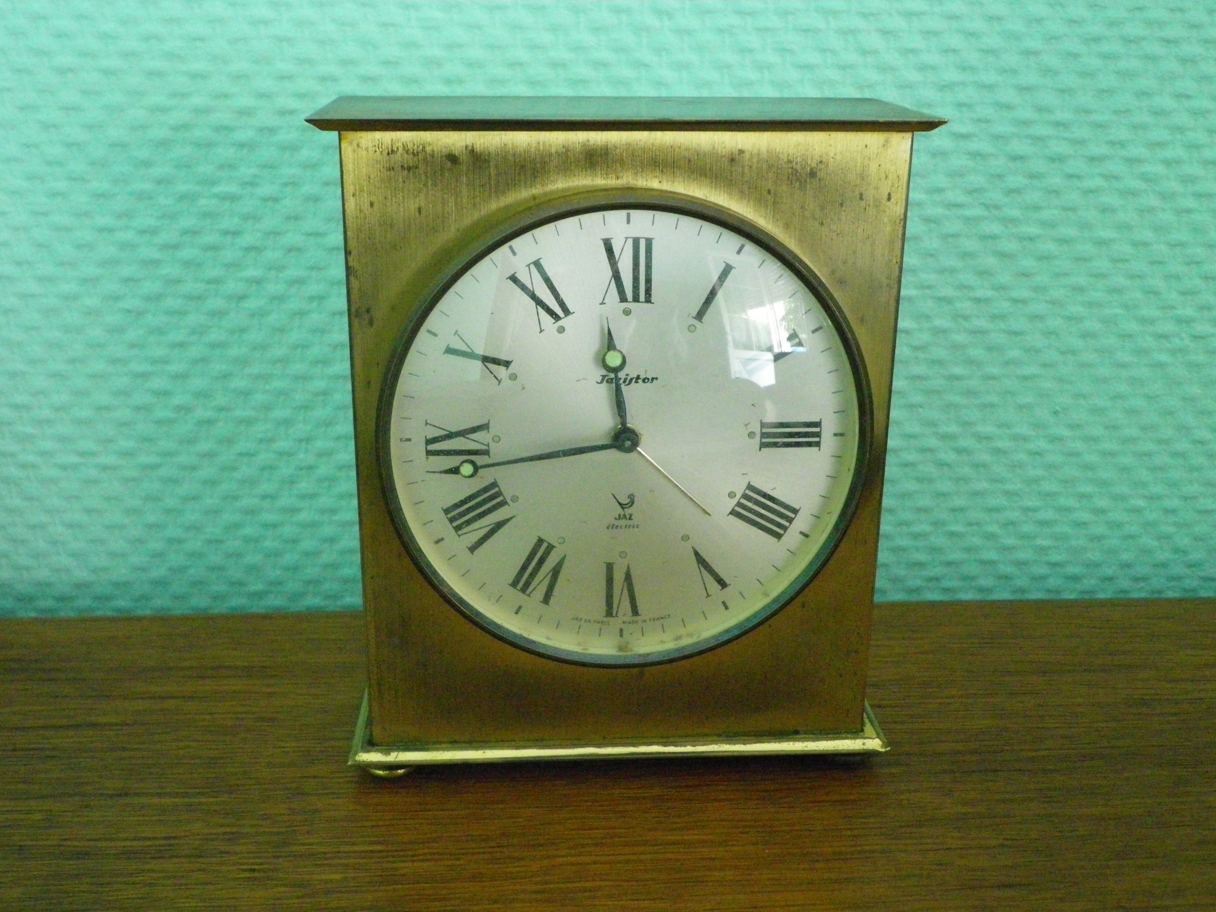 Pendulum officer Jaz Paris decoration, brass