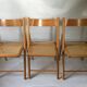 Trio de chaises pliantes cannées vintage
