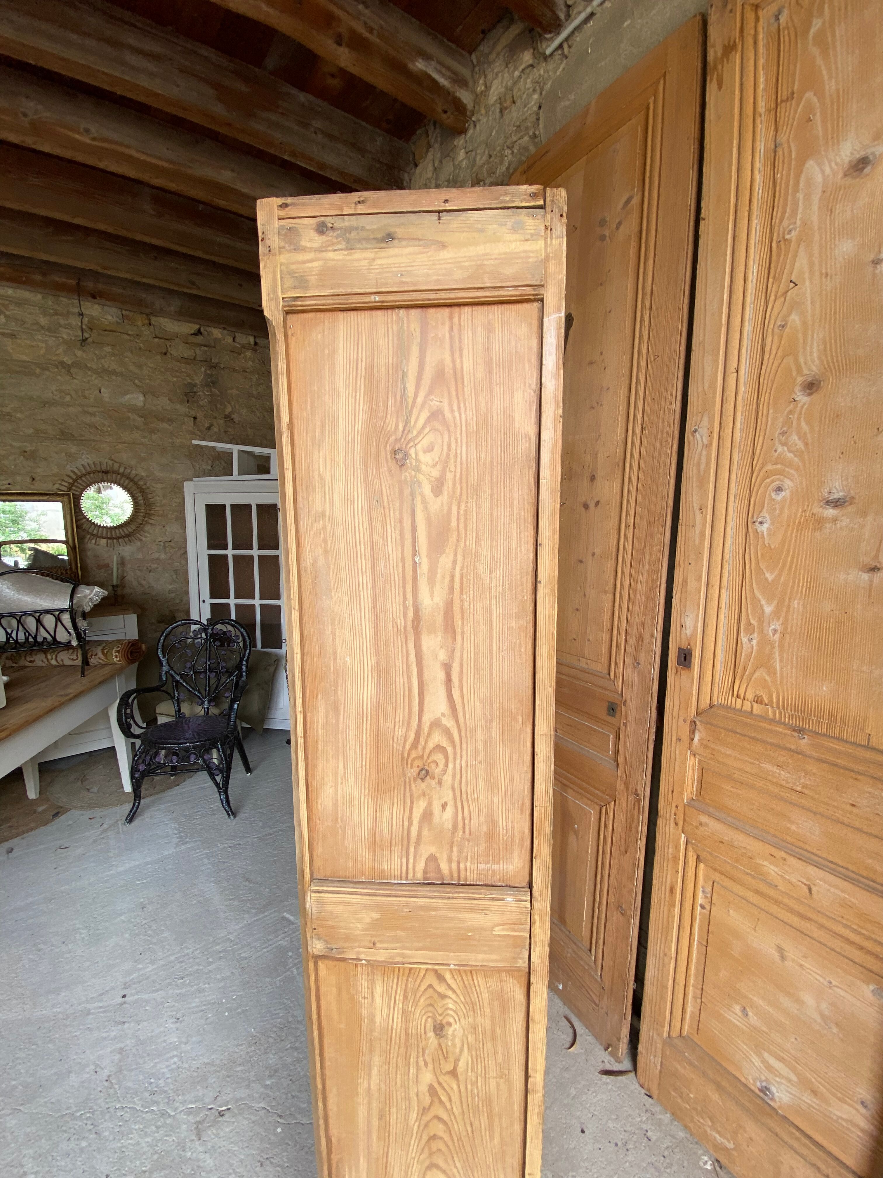 Parisian showcase cabinet