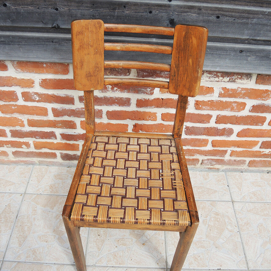 Ancienne chaise en bois de style Pierre Cruège