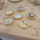 6 coasters and 2 Japanese trays