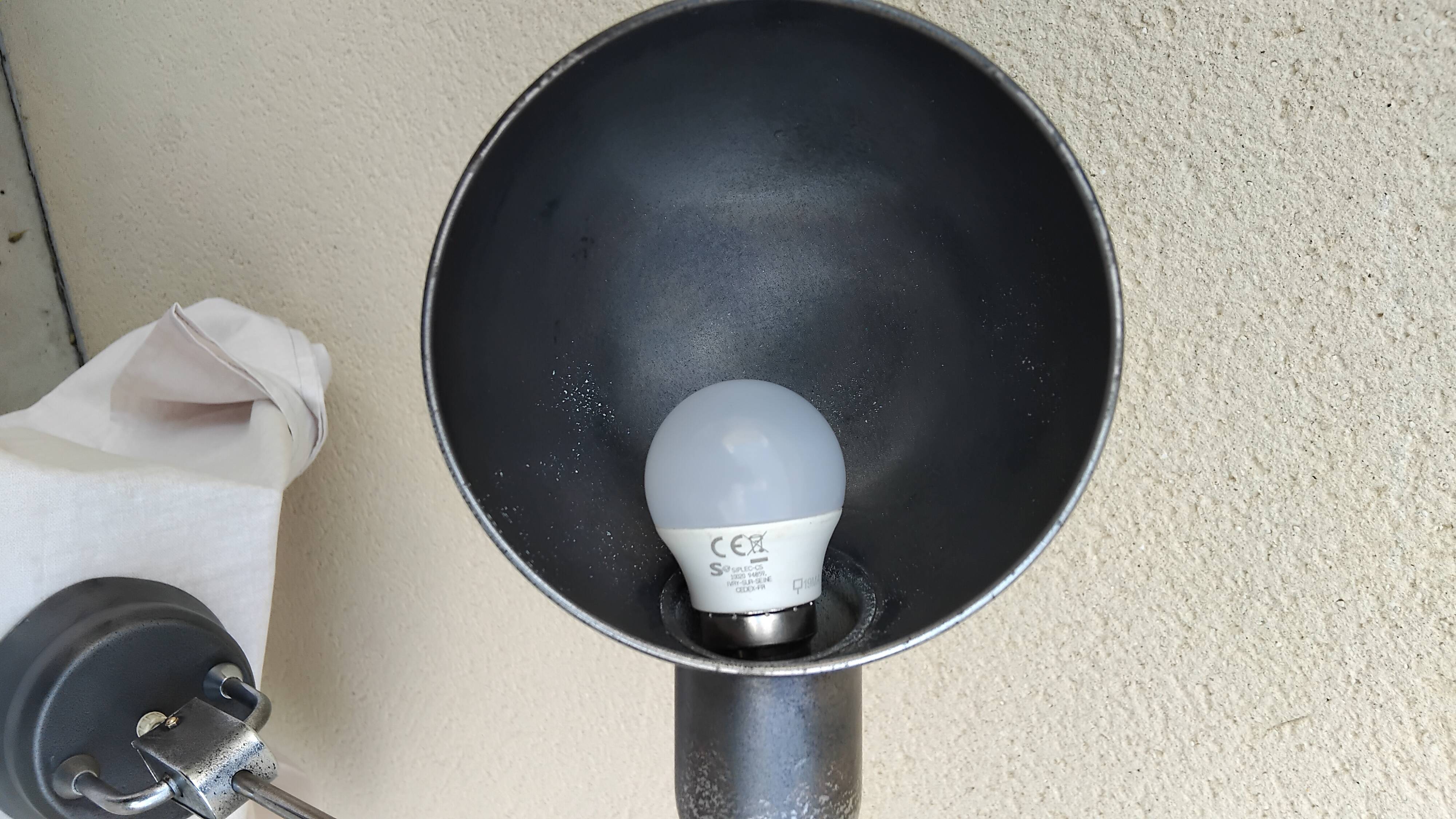 Jumo 600 lamp designed by Charlotte Perriand, workshop trade