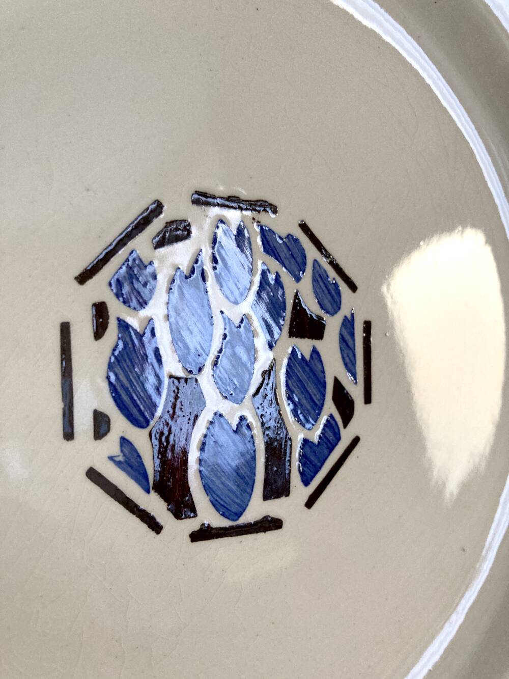 6 soup plates, ironstone from Longchamp, Arlette pattern, 1950s