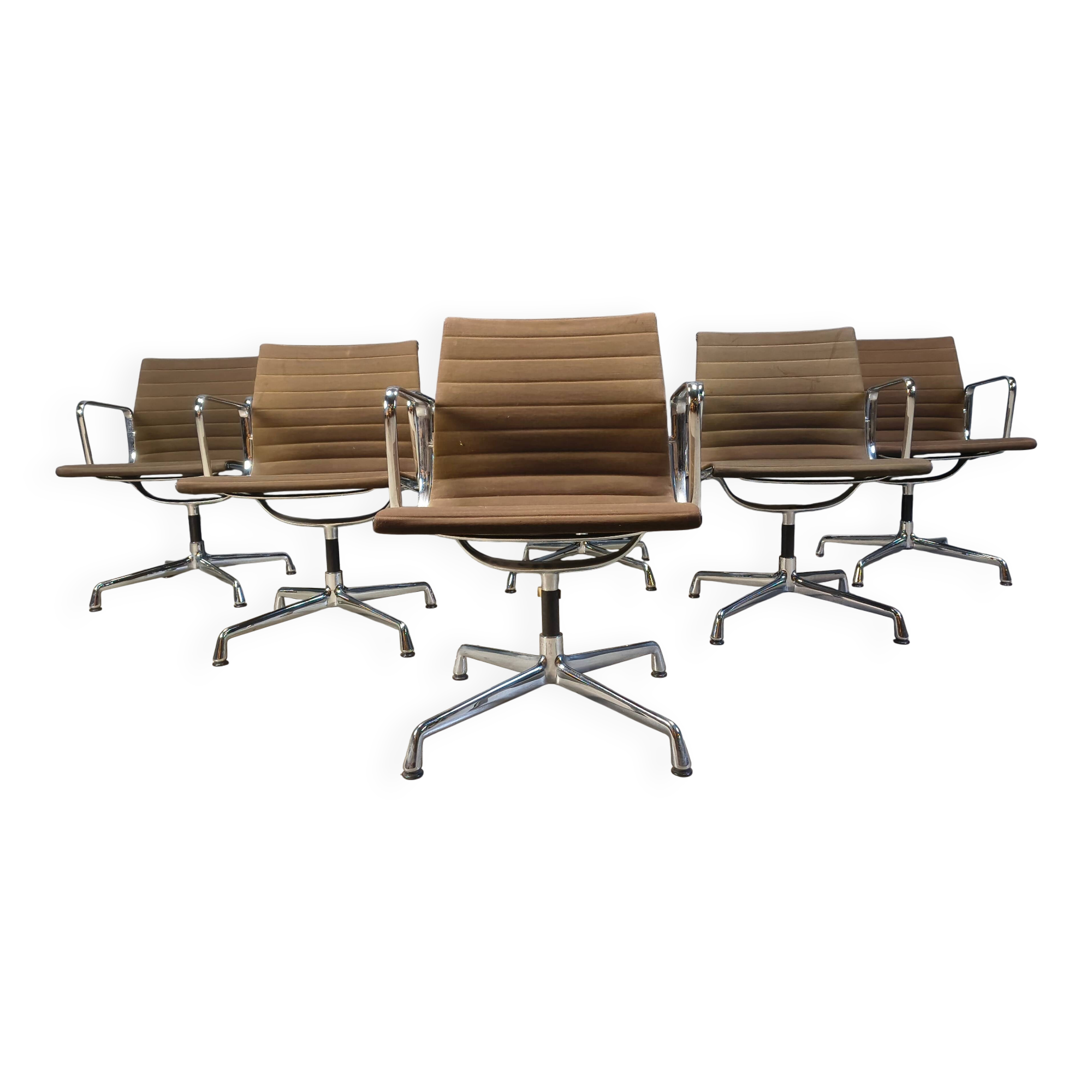 Pair of vintage Eames for Herman Miller EA108 alu range office/desk chairs, 1980