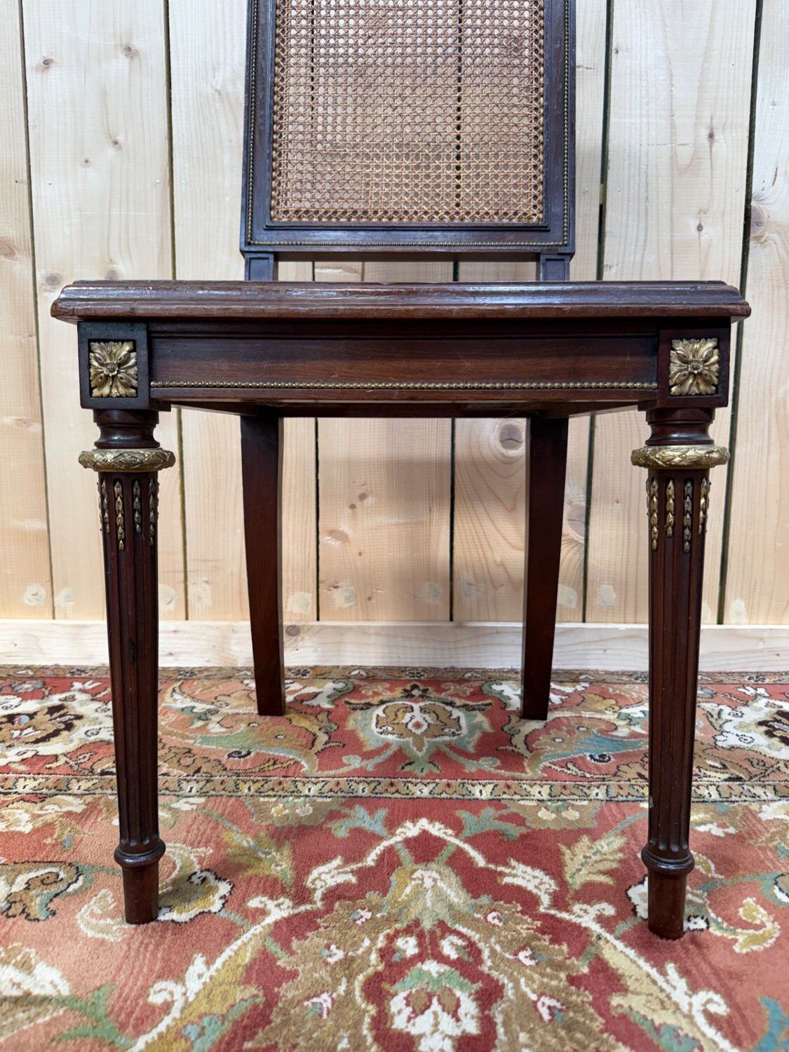 Set of 8 chairs in Louis XVI style – Solid mahogany & gilded bronze