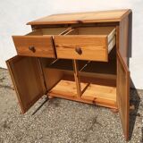 Low 80s pine buffet