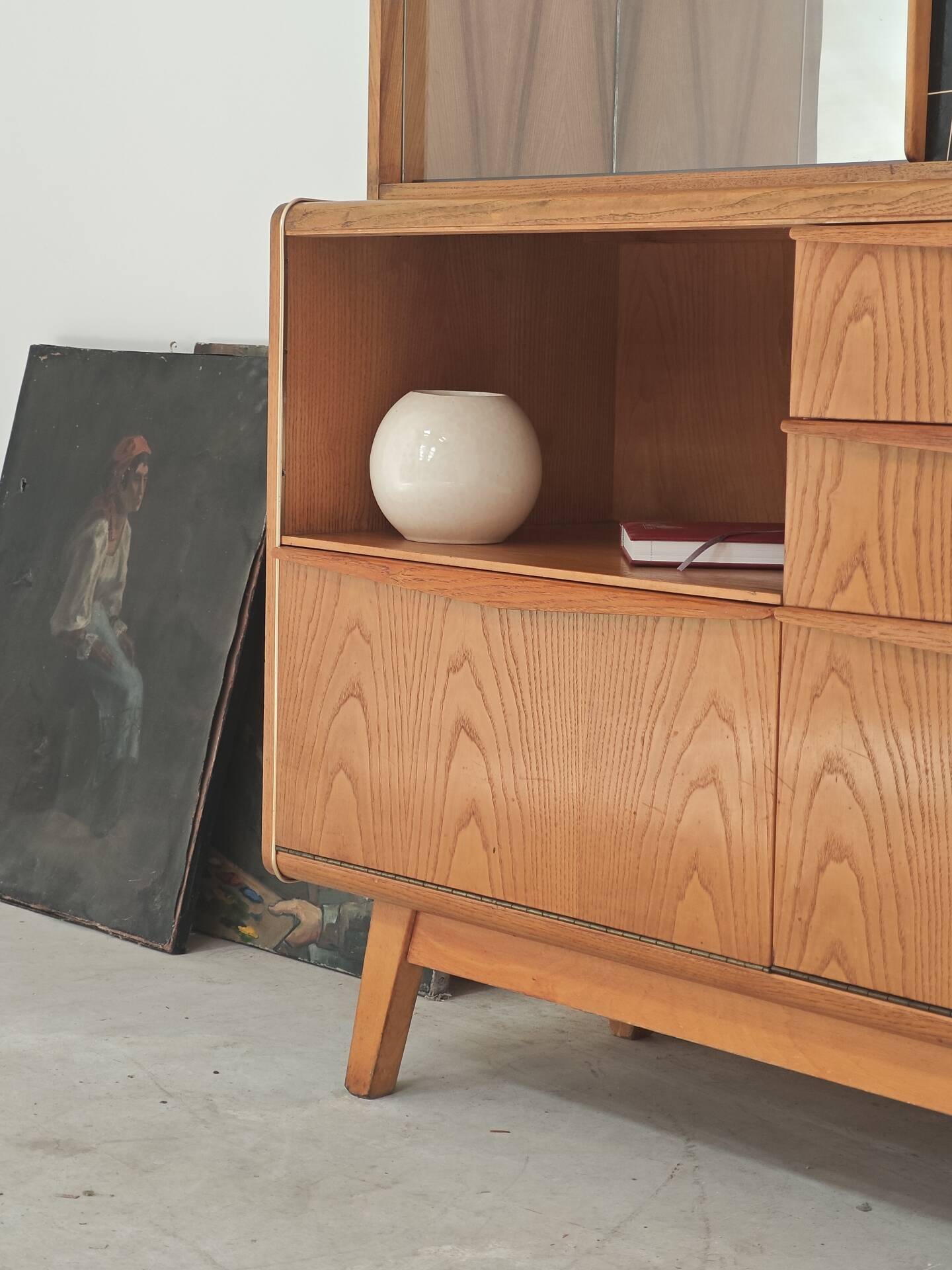 High buffet / Sideboard U 372 / 386 by B Landsman and H Nepozytek 60