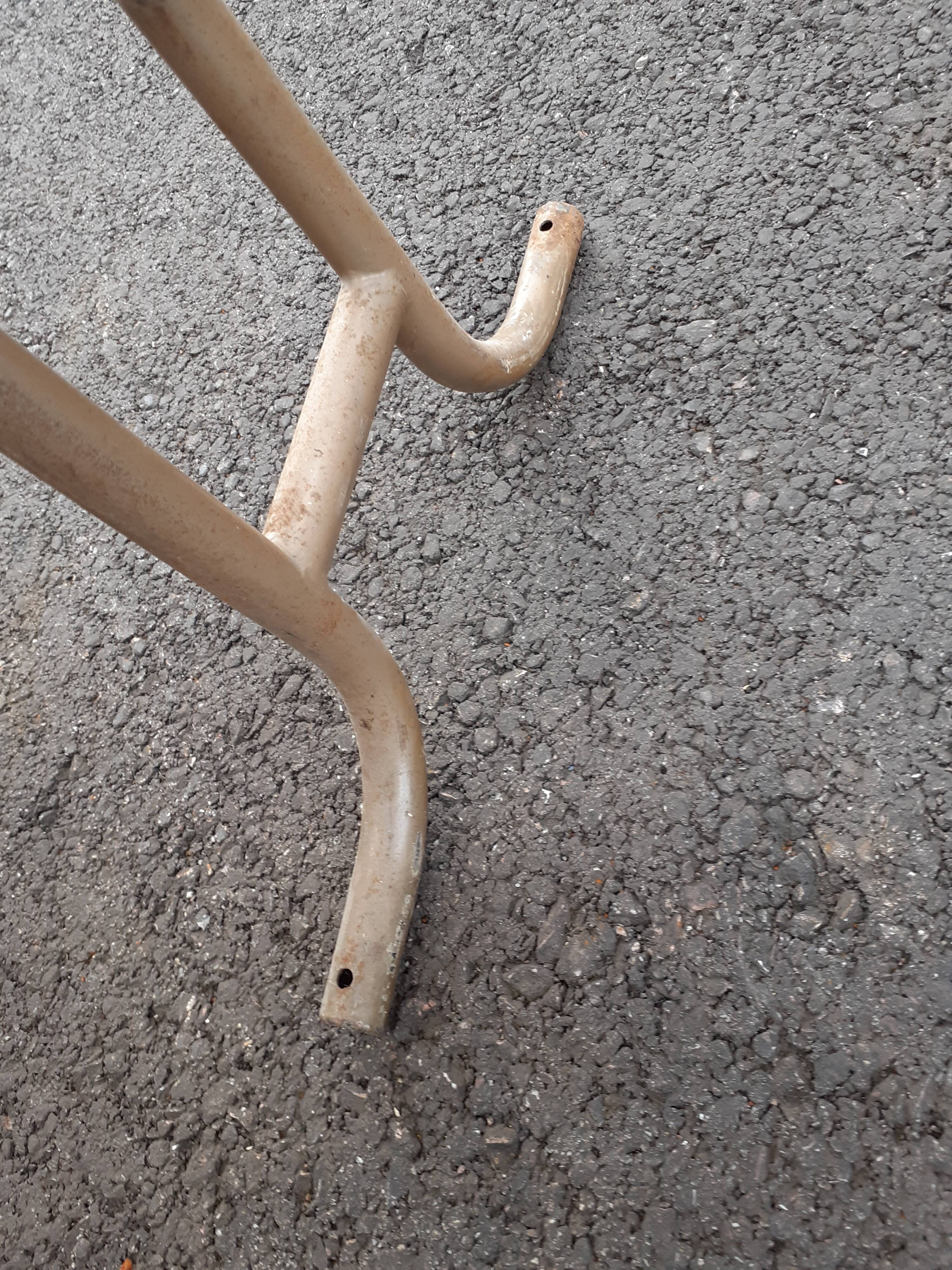 Wheelchair cinema theatre strapontin