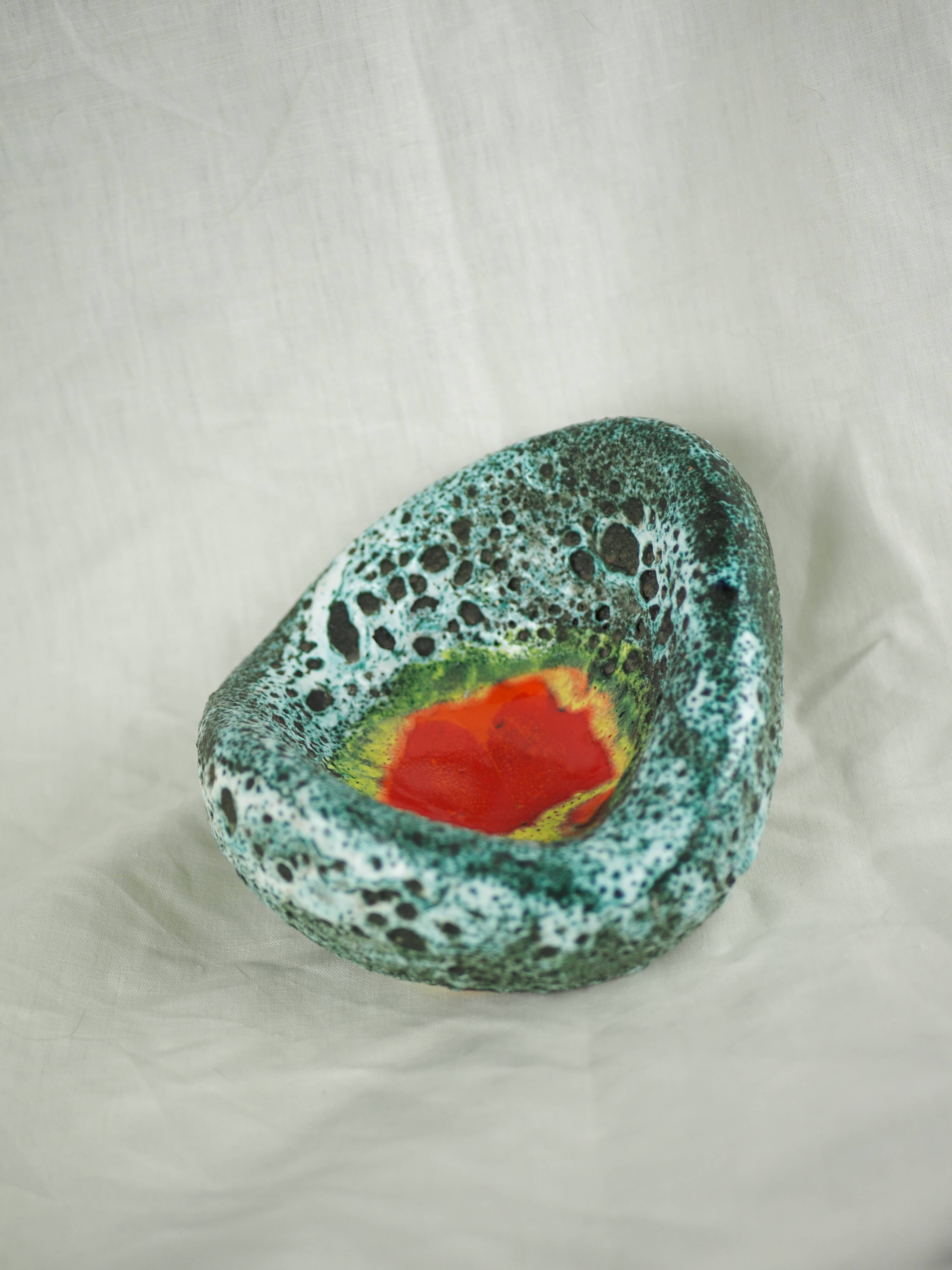 Lava and cyan foam enamel ashtray - Fat lava ceramic - 60s - 70s