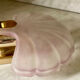 Applique coquille en verre poli vintage