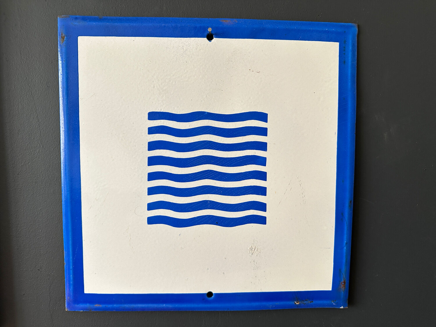 Waves vintage europe industrial enamel sign decoration