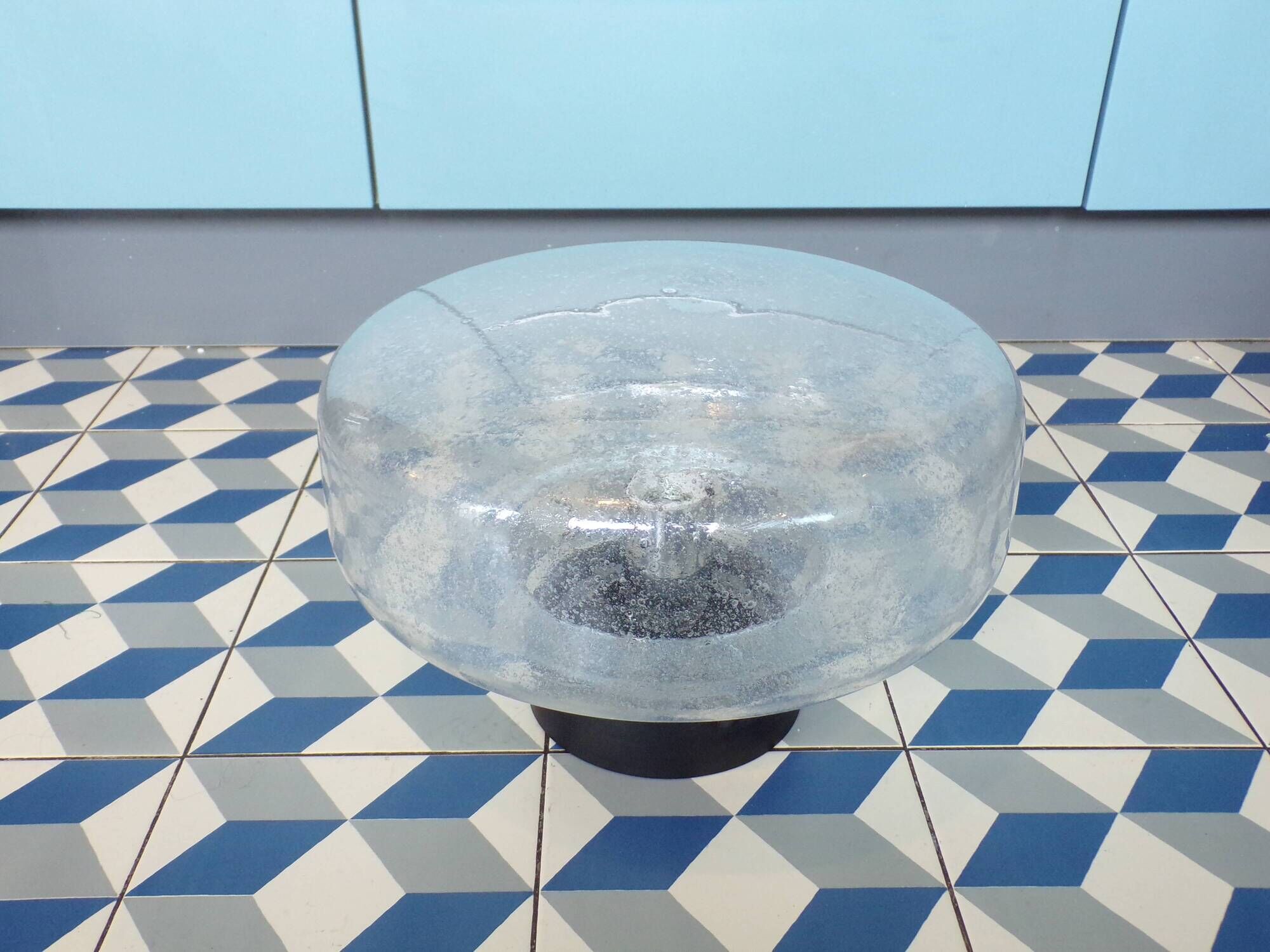 Large German ceiling light in bubbled glass Ø36cm