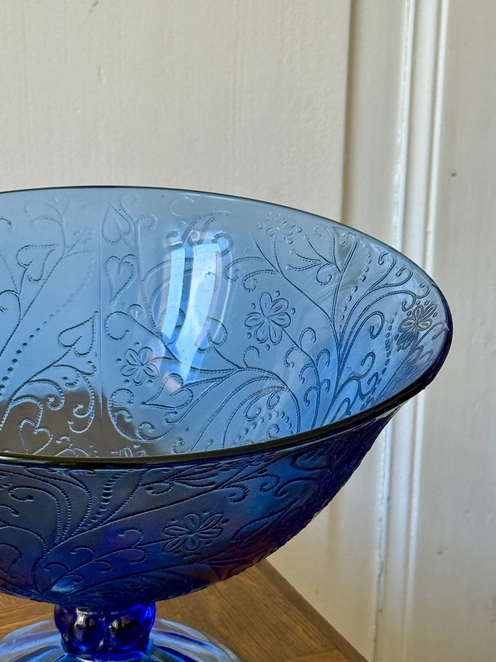 Bluish glass fruit bowl