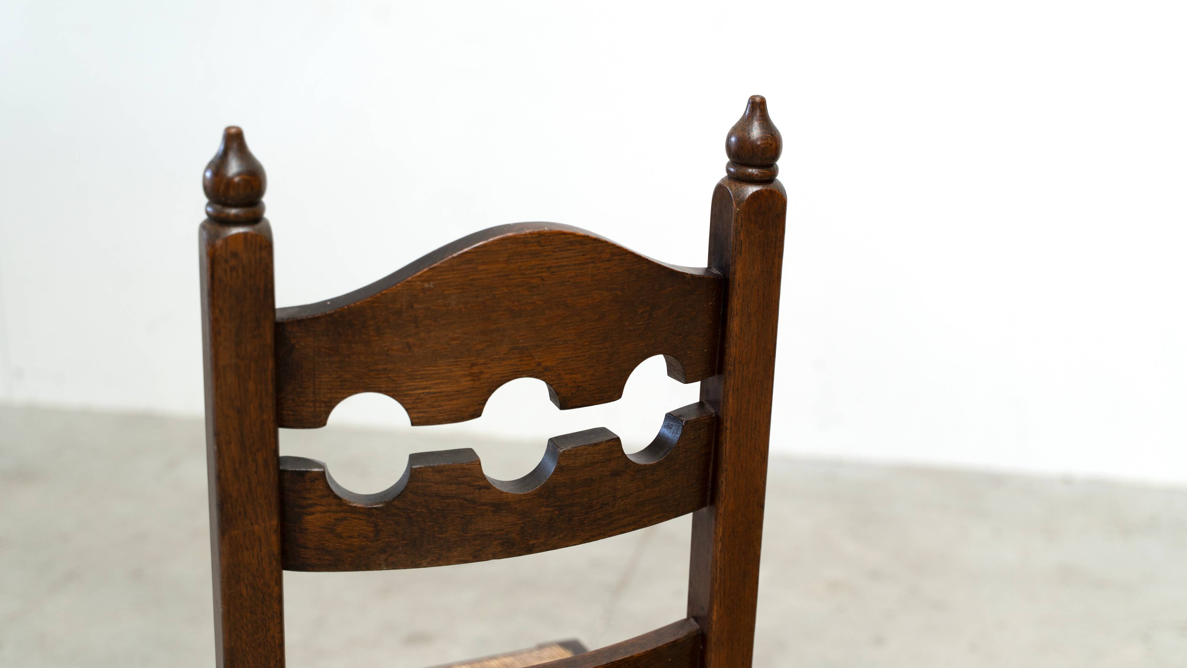 Ensemble de six chaises de salle à manger françaises