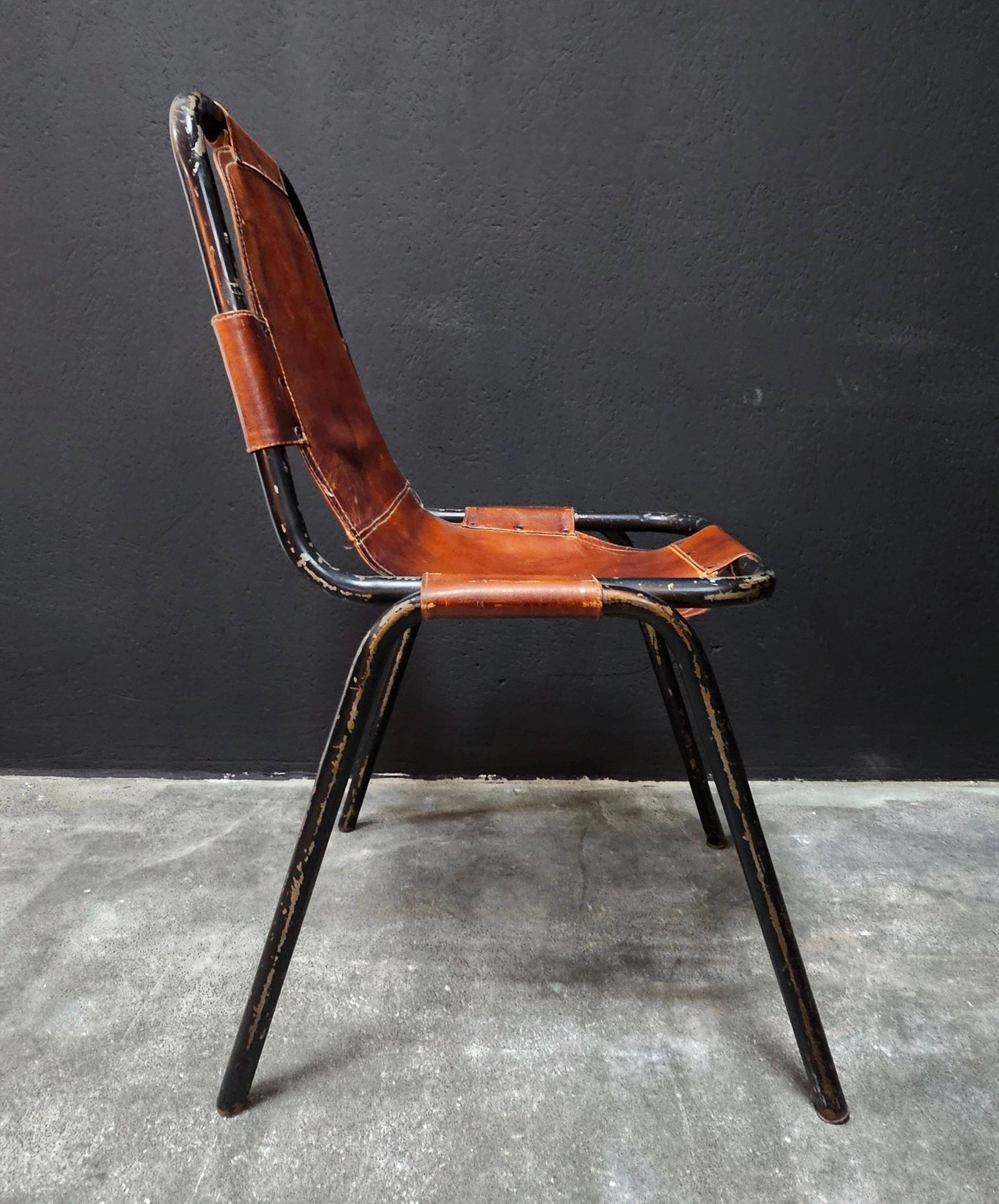 Set of 3 leather Bauhaus chairs by DalVera, Charlotte Perriand style, 1950.