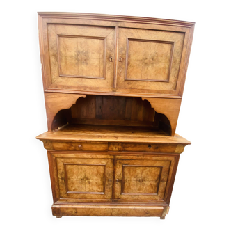 Old buffet