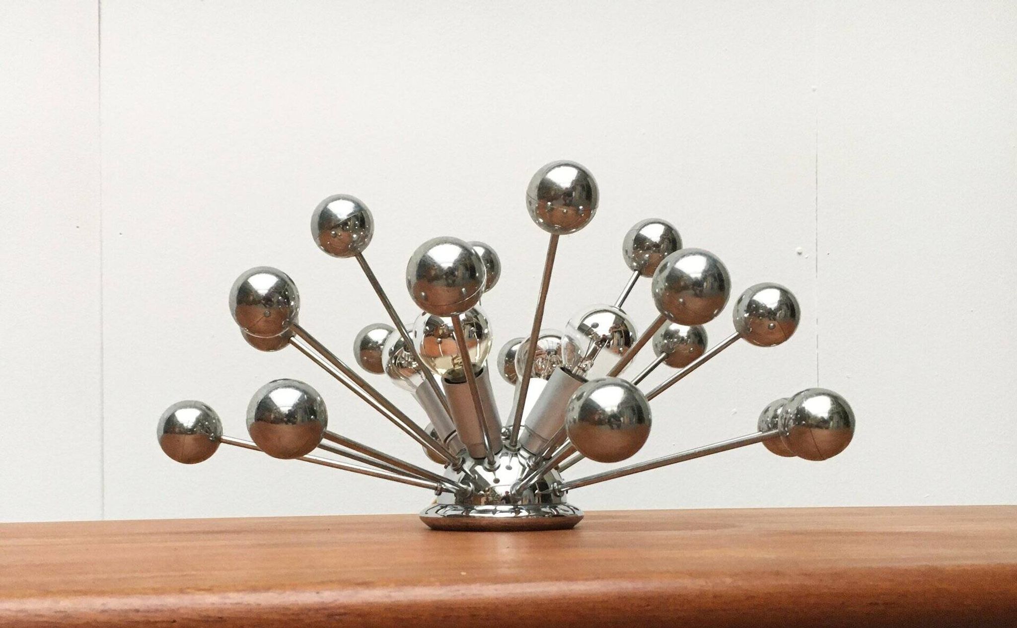 Lampe de table atomique allemande de l'âge spatial du milieu du siècle de Cosack