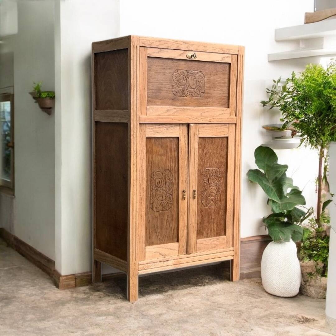 Parisian art deco sideboard in raw oak 1930