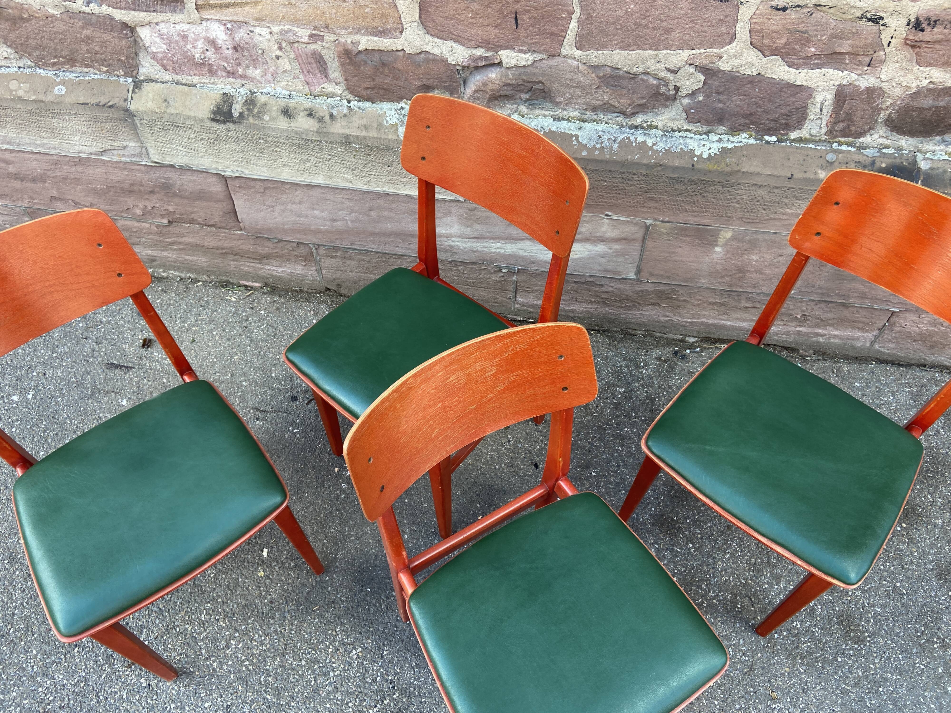 4 Vintage chairs of Restaurant bistro skai simili leather