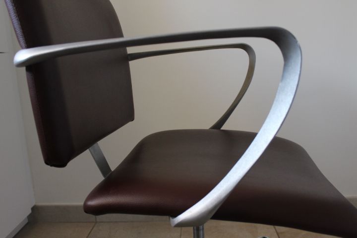Hairdresser's chair/ vintage office chair