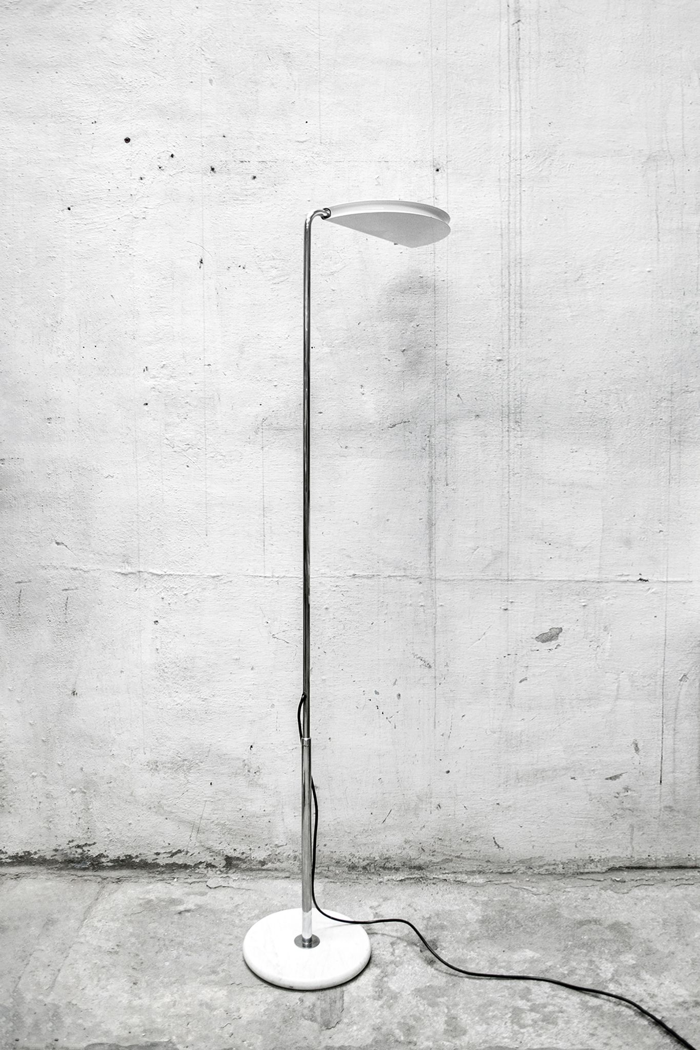 Italian Floor Lamp Mezzaluna by Bruno Gecchelin for Skipper, 1970s