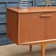 Enfilade anglaise par Jentique en teck