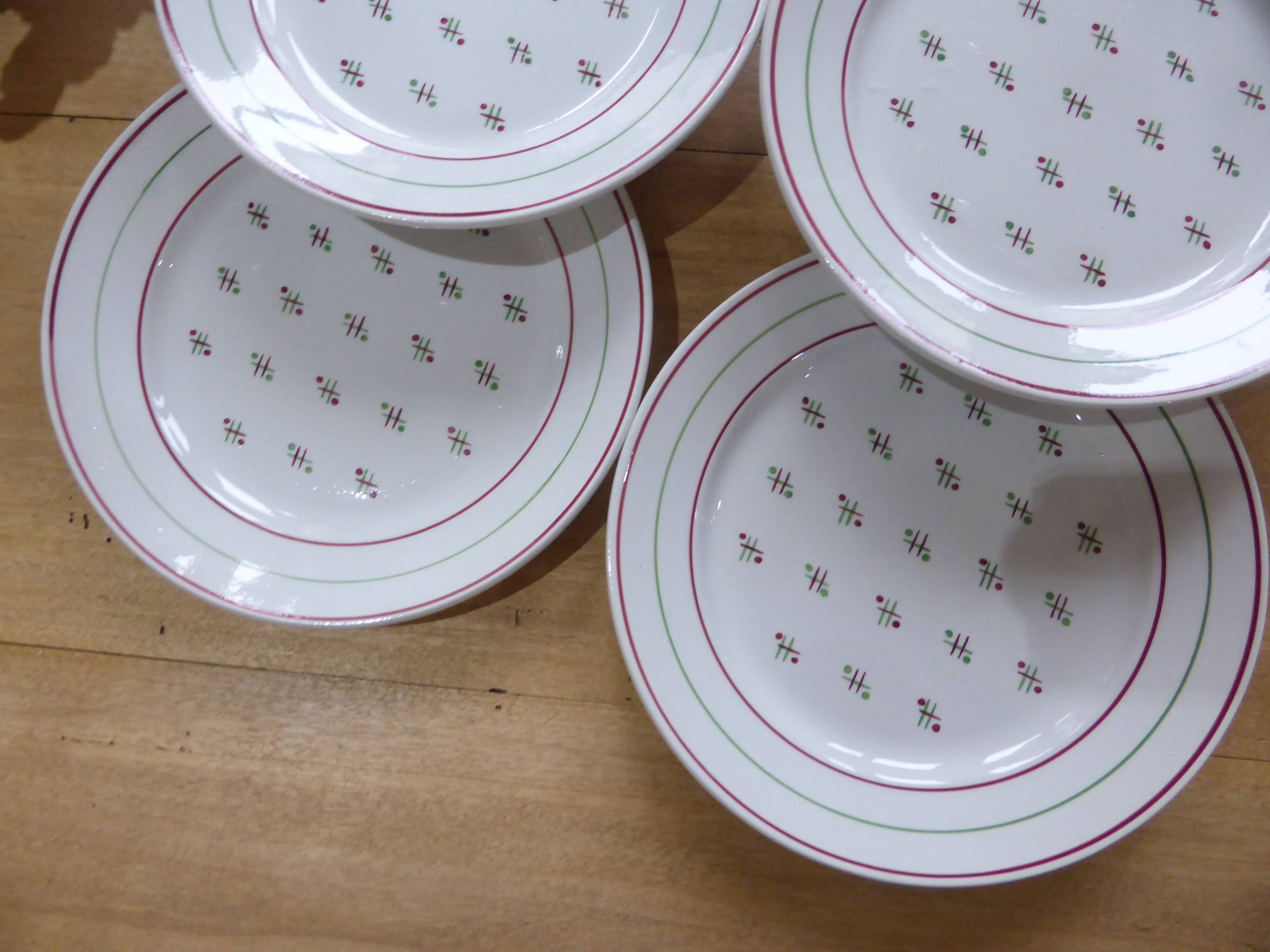 6 Louviers model dessert plates from the French manufacturer of Luneville