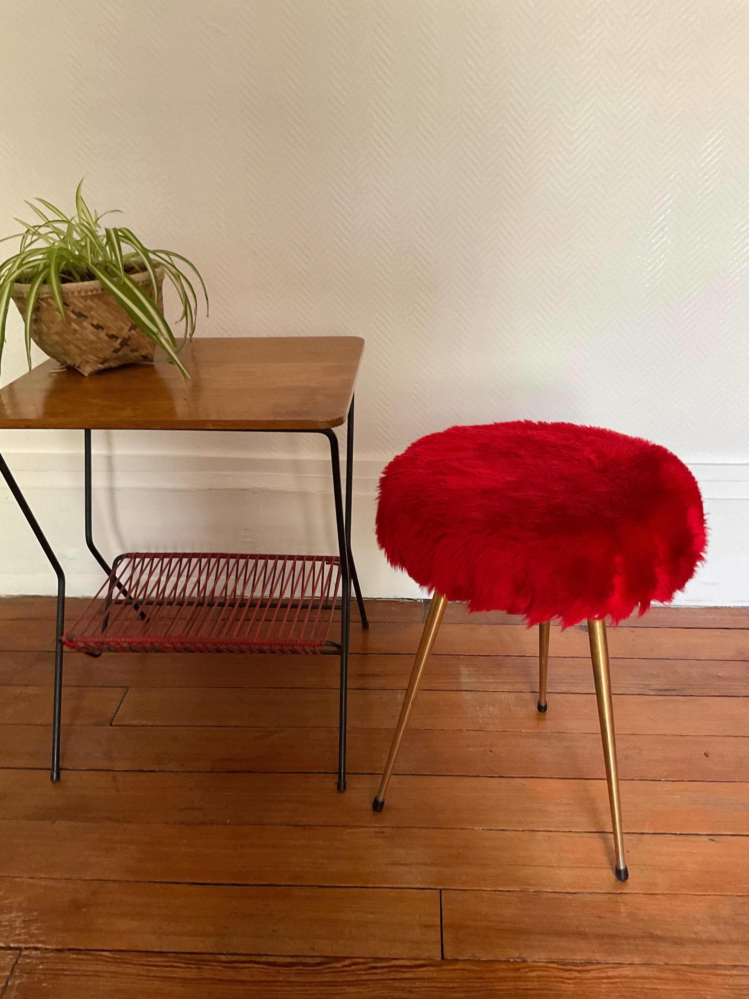 Moumoute tripod stool