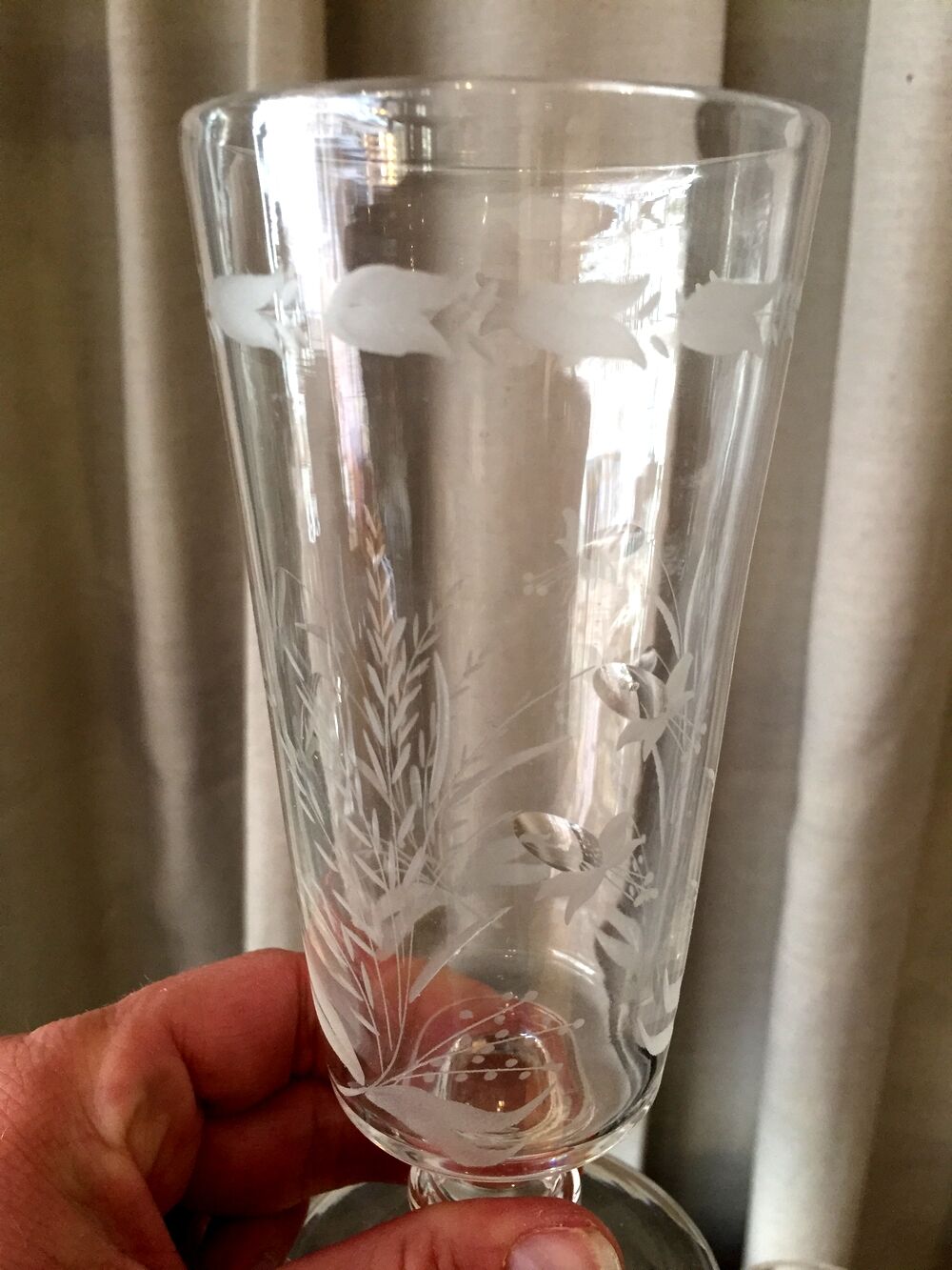 Duo de verre a cafe en verre epais a decor floral