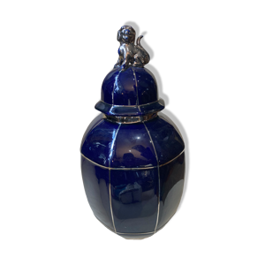 Pot couvert bleu de four en porcelaine