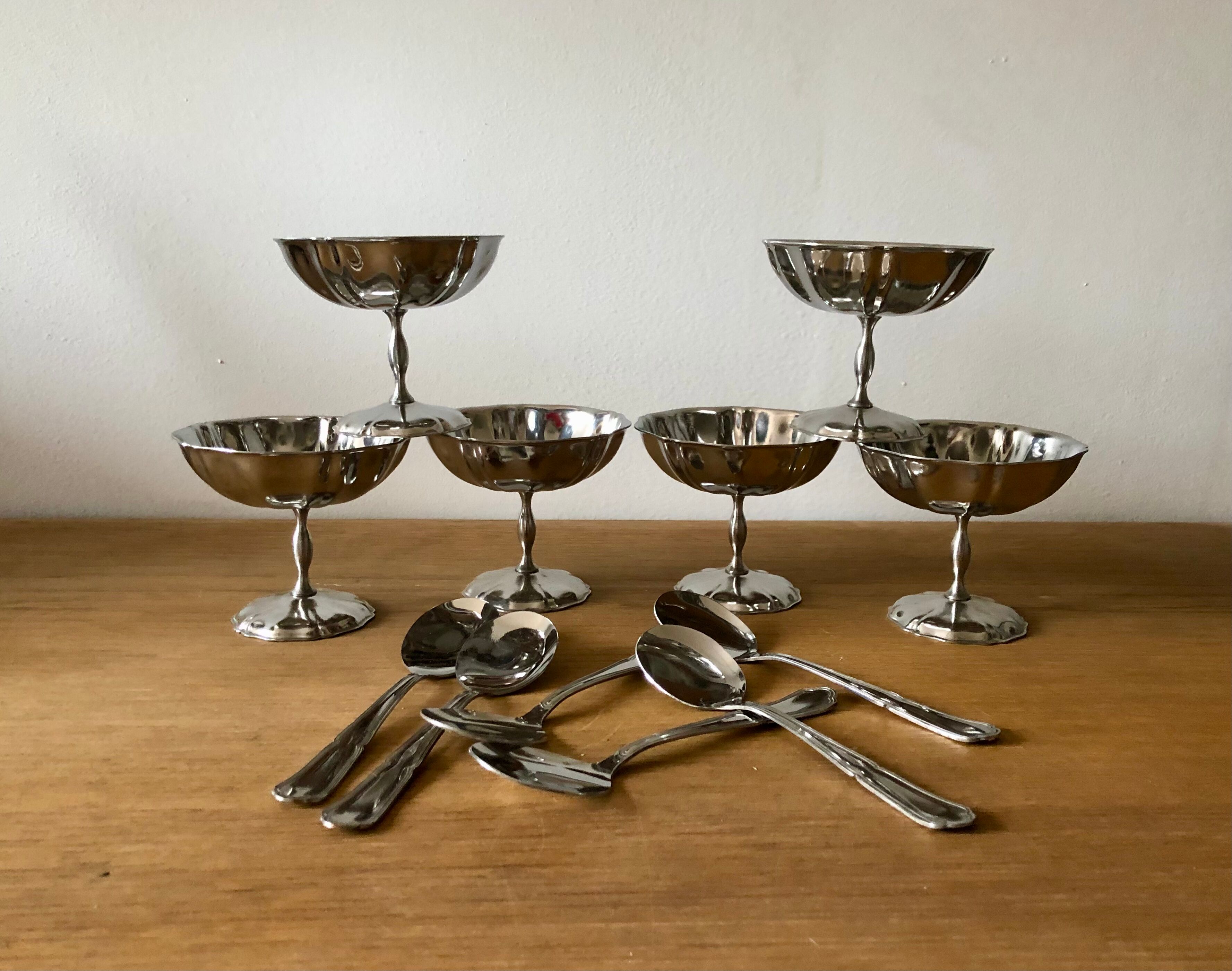 Ice cup and spoon box