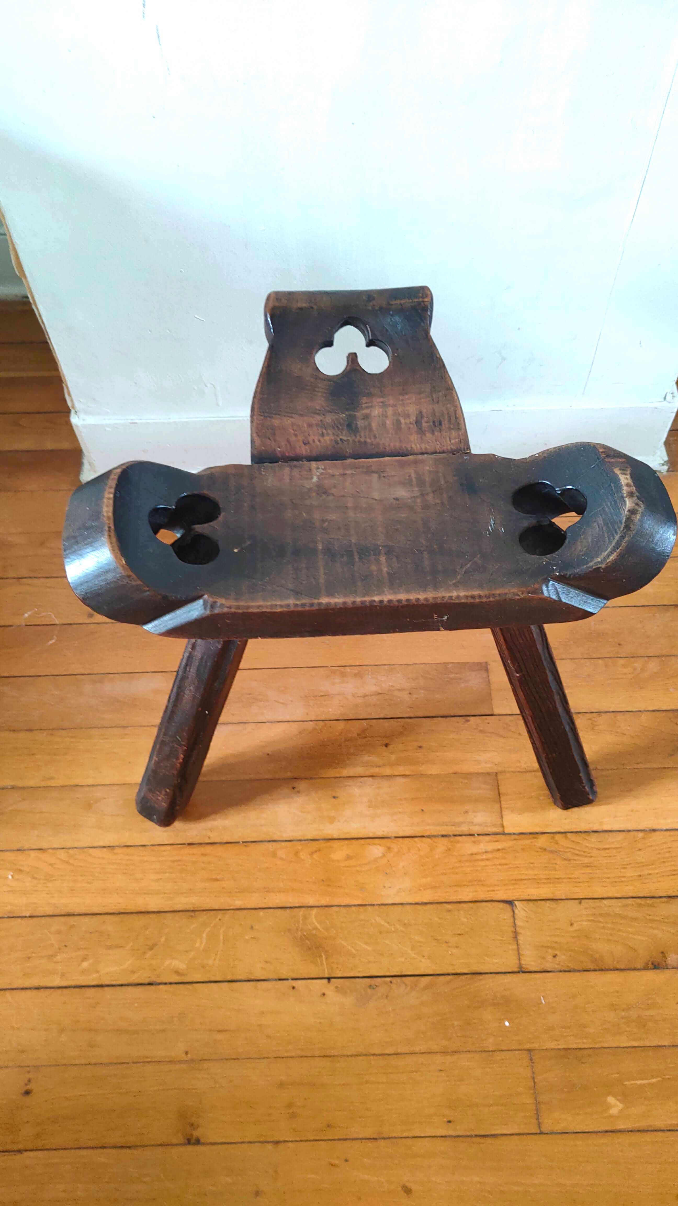 Brutalist stool design Artemi 50s