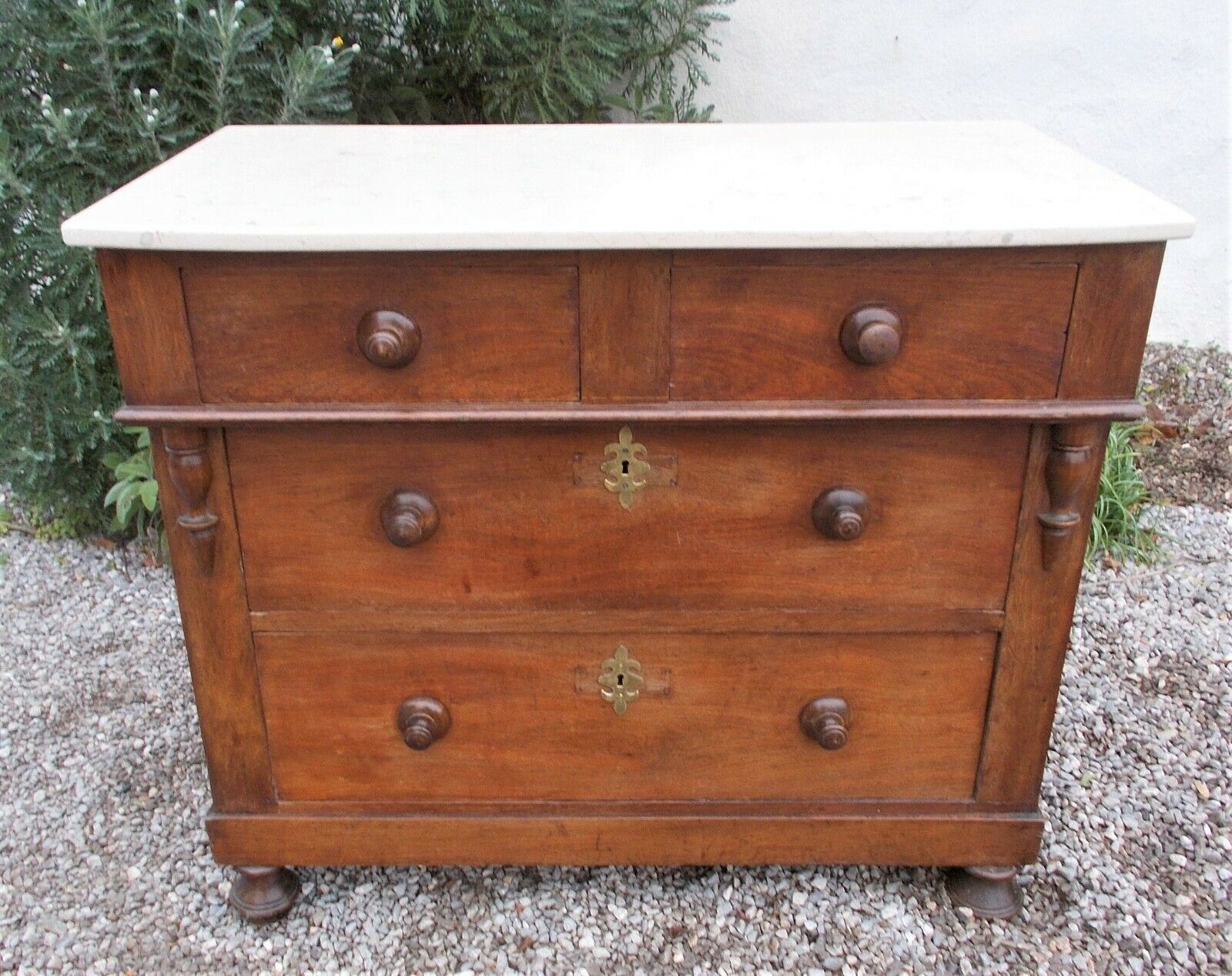 Coffre antique des tiroirs/commode,19ème