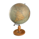 Former world globe Girard Barrère and Thomas vintage