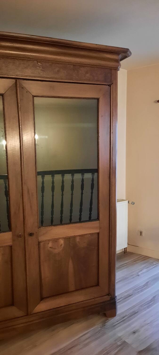 Louis Philippe display cabinet style