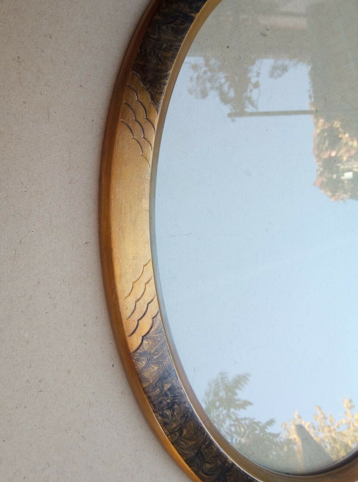 Old oval frame in gilded carved wood - Art Deco 1920 - 35 x 30 cm
