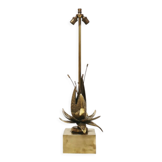 Water lily lamp in neoclassical brass