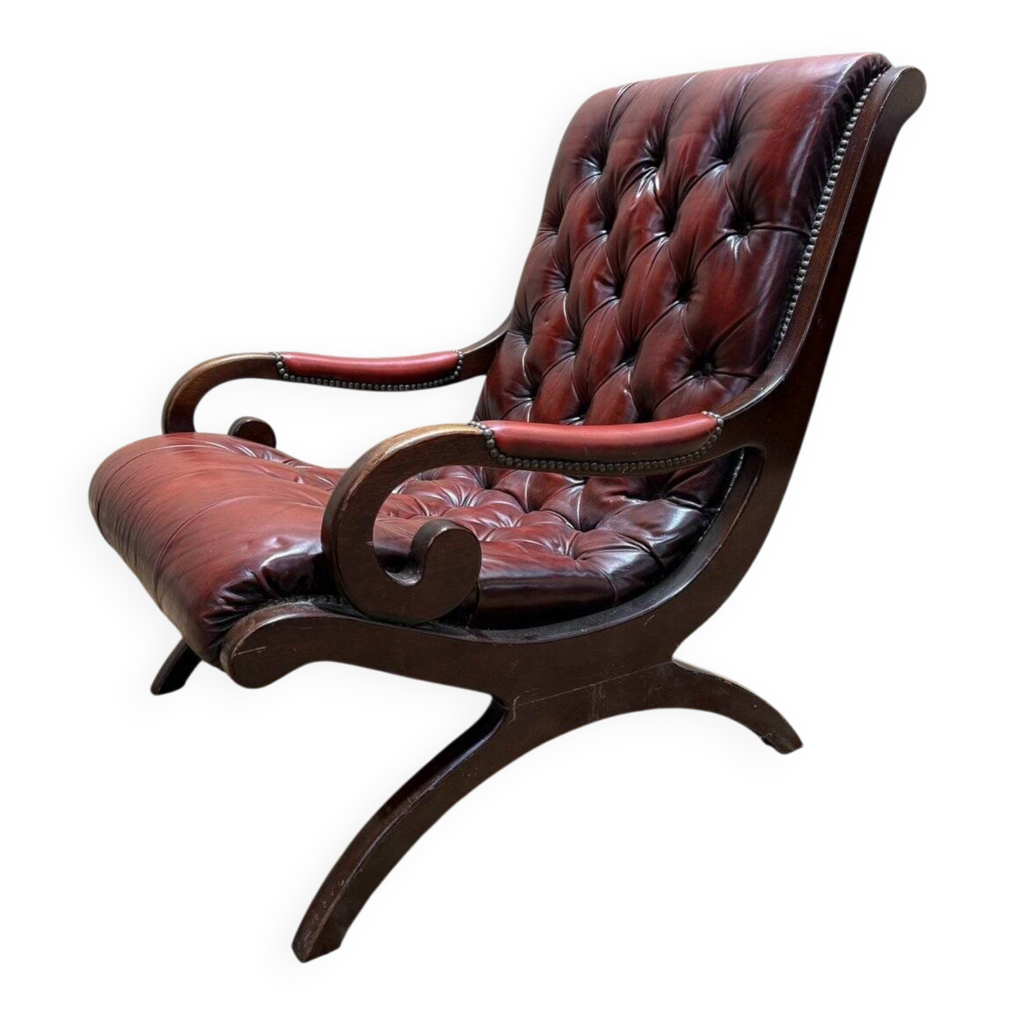 Chesterfield English Slipper Armchair in tufted leather