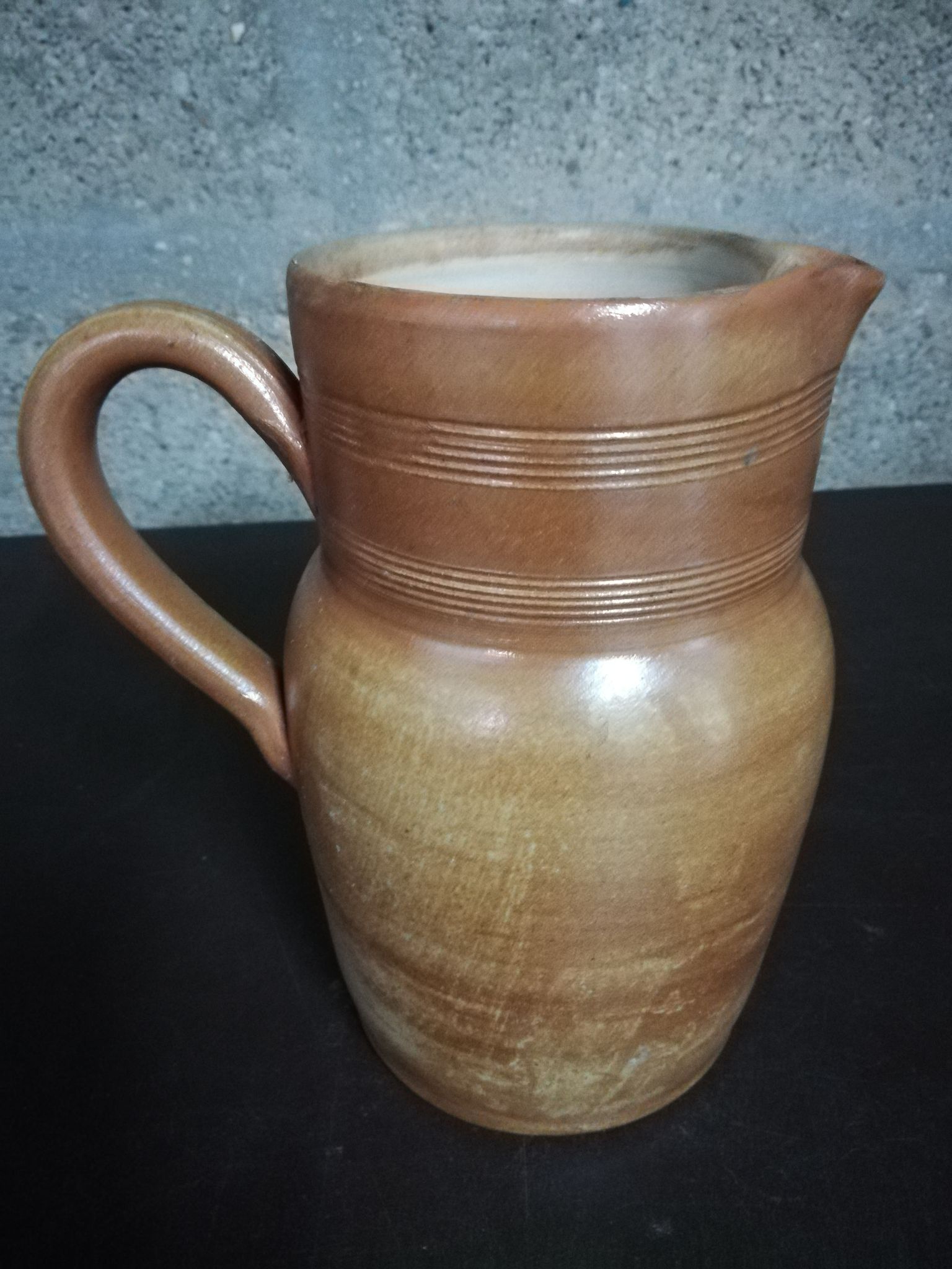 Jug / pitcher / jug enamelled terracotta "Sandstone from Berry"