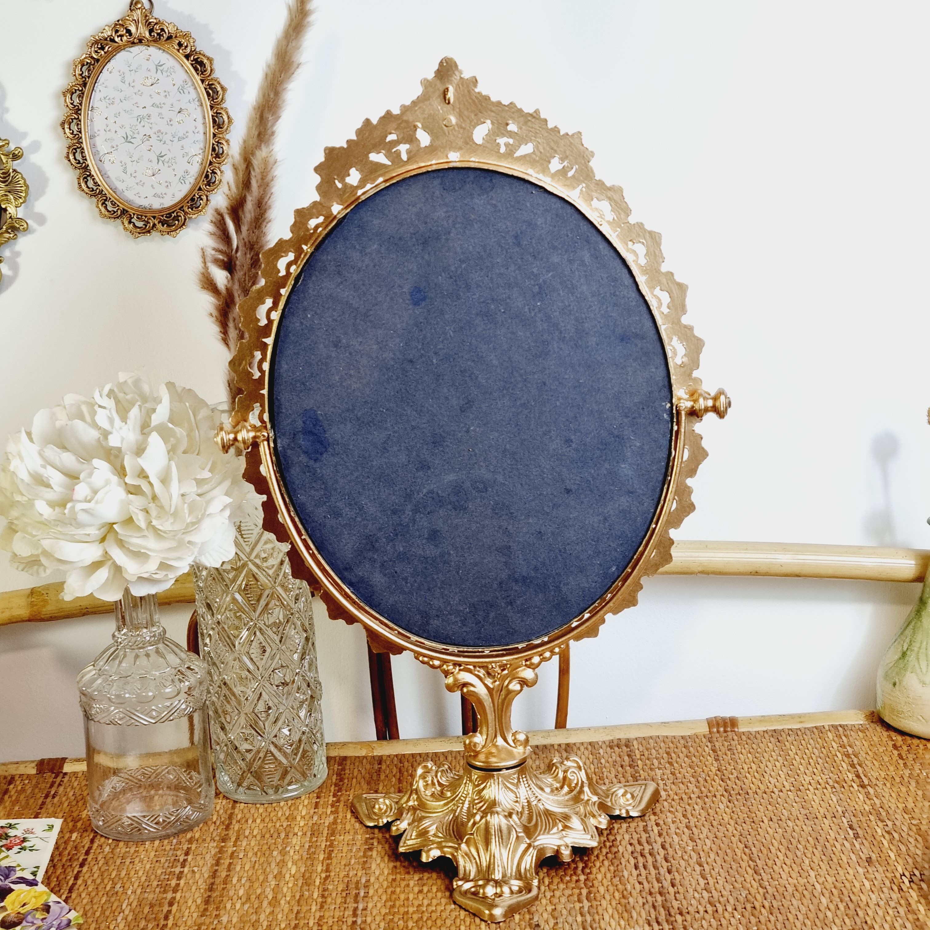 Golden metal psyche mirror 30x50cm