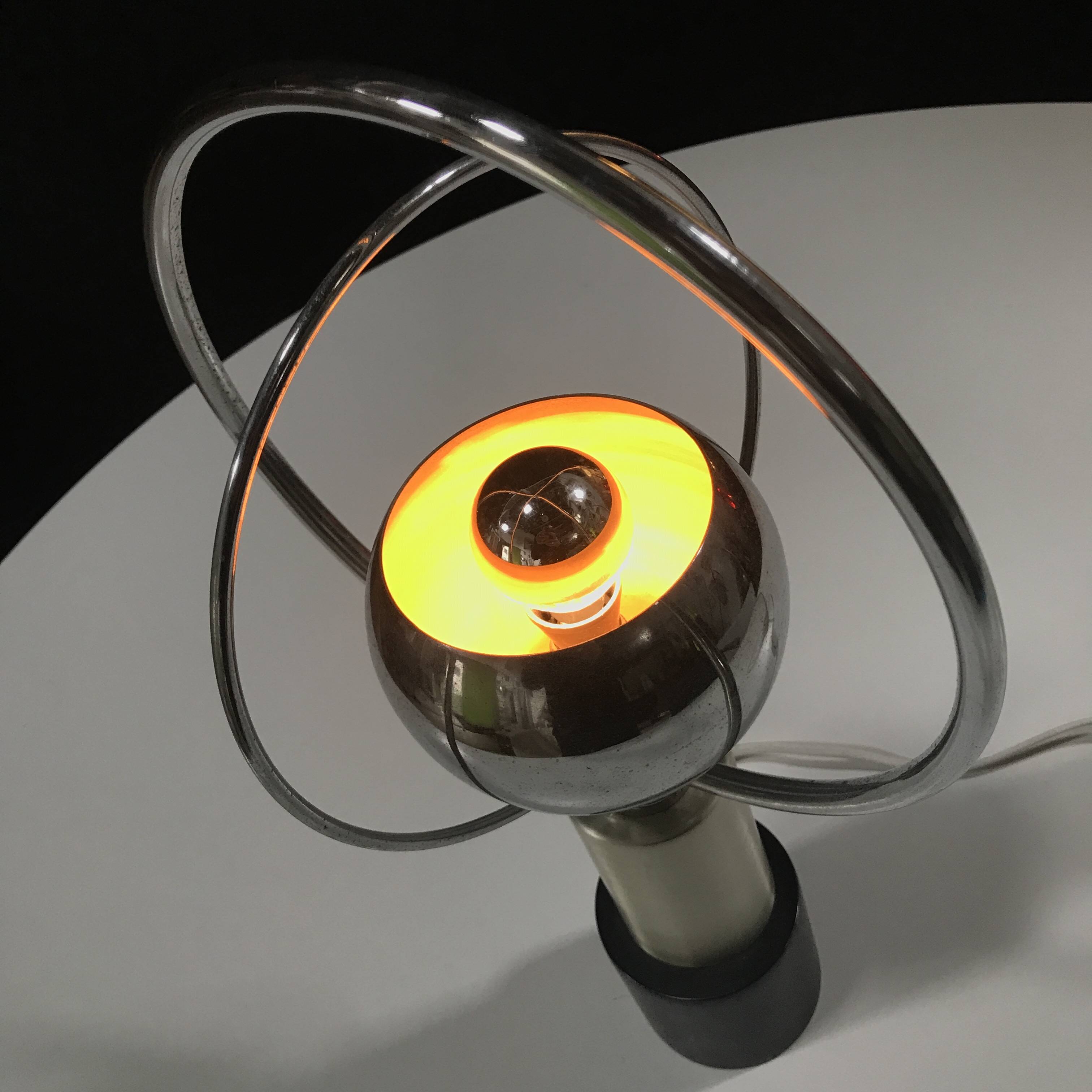 Vintage Table Lamp • Rings • Steel/Wood • Space Age • 1970