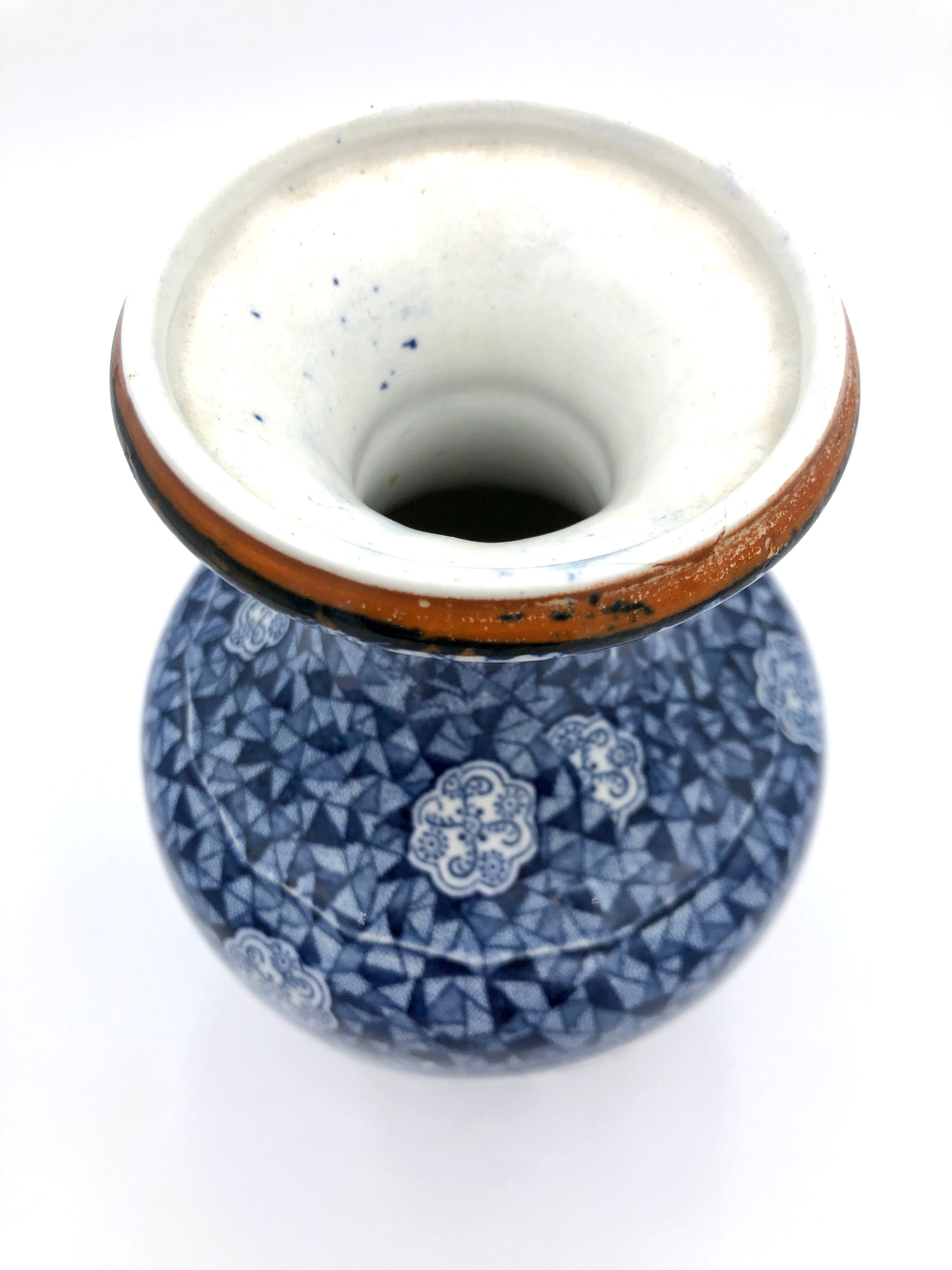 Old vase Villeroy & Boch (Bonn) Blue Flemish
