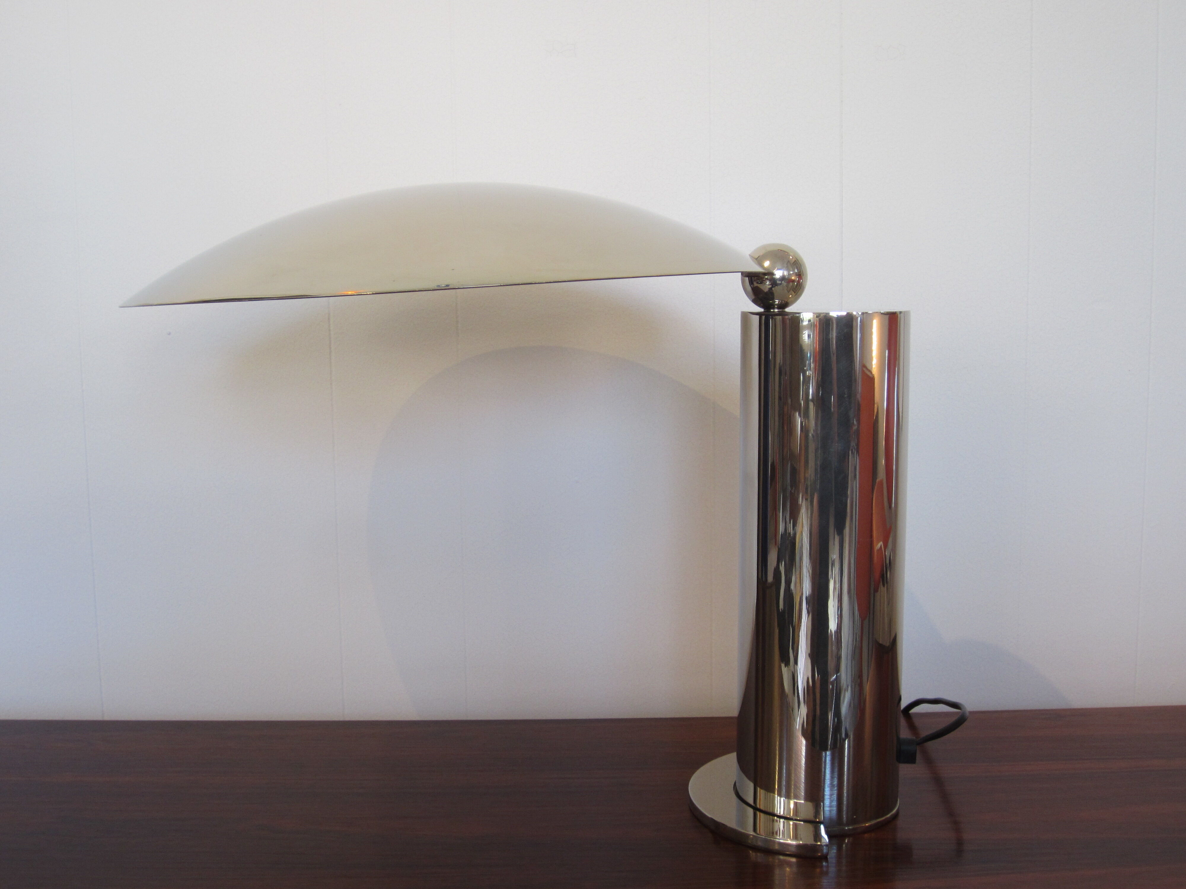 Washington desk lamp by Jean-Michel Wilmotte