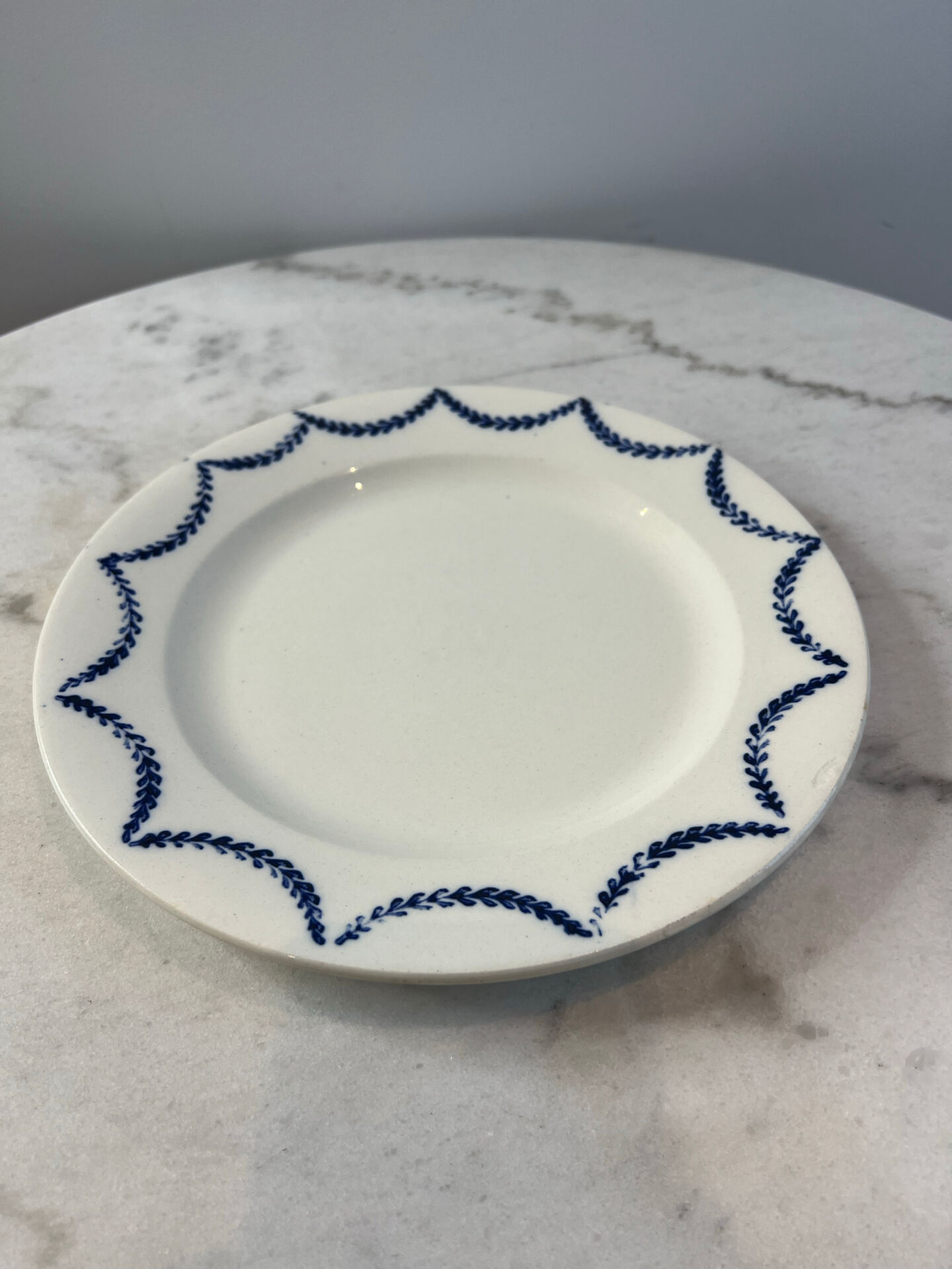 Assiette plate Salins décor bleues 24,5cm