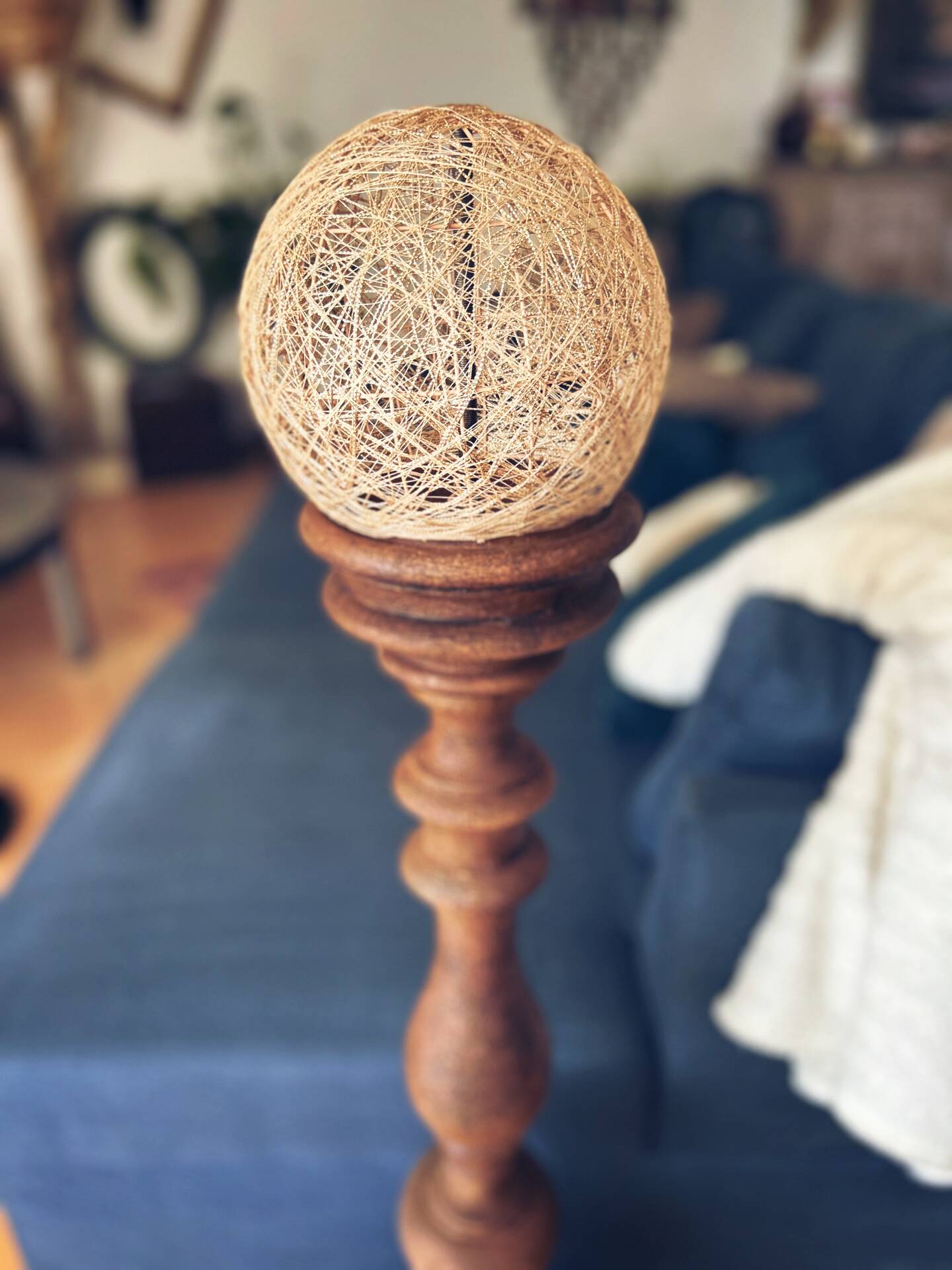 Large hand-patinated wooden candlestick – 100 cm – Unique piece