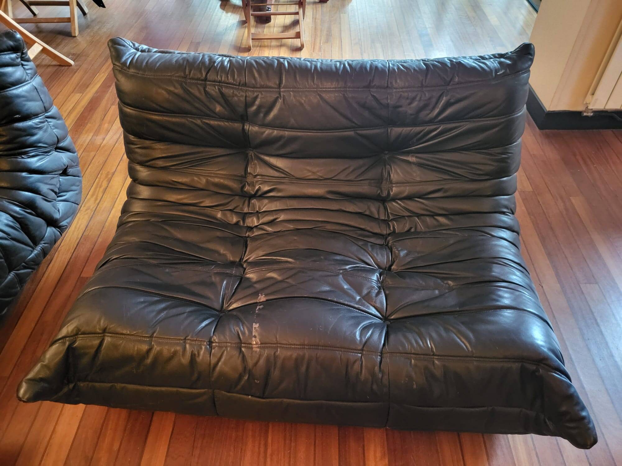 TOGO Canapé Set by Roset in black leather by Michel Ducaroy