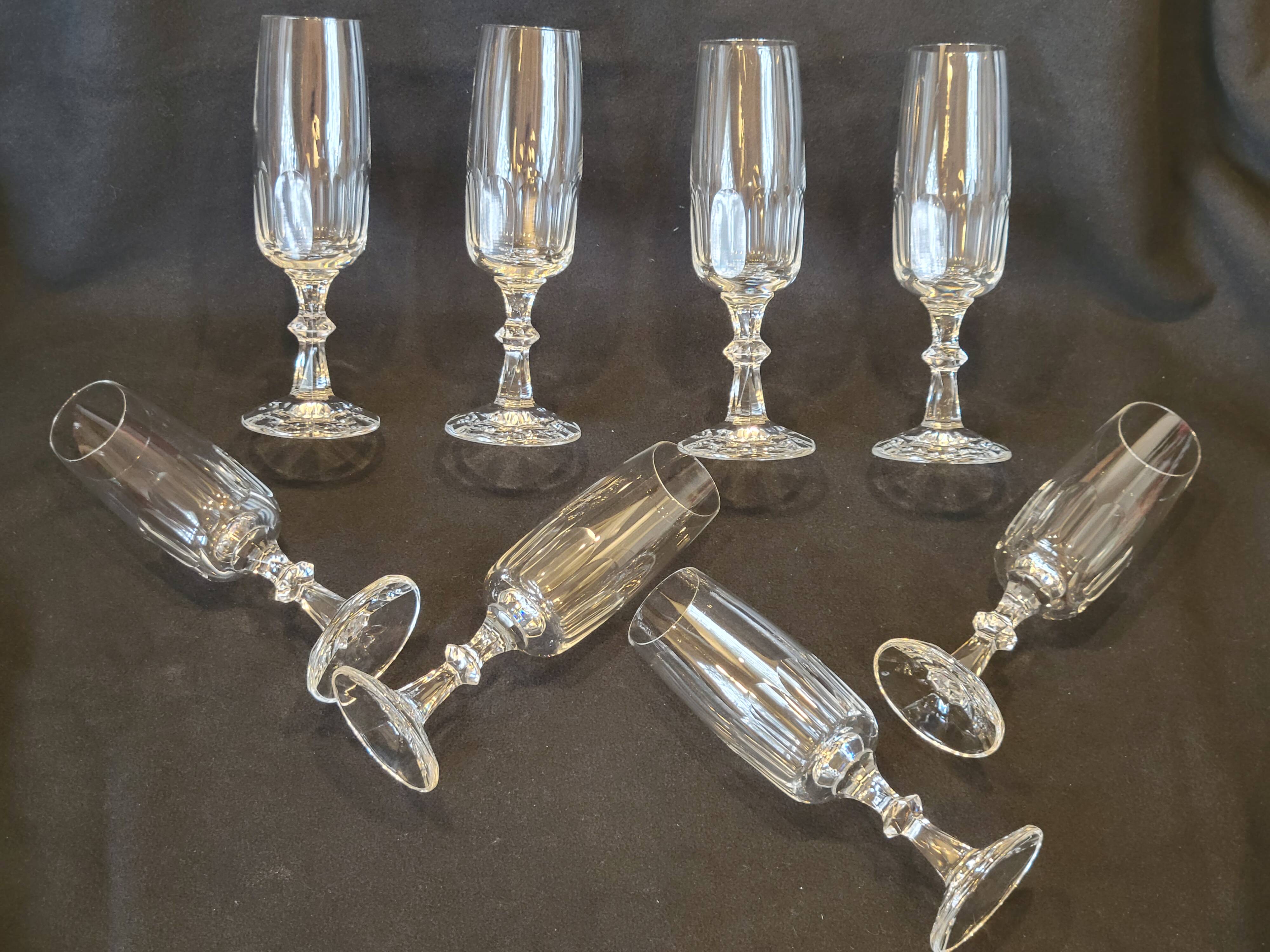 8 champagne flutes in flat cut crystal