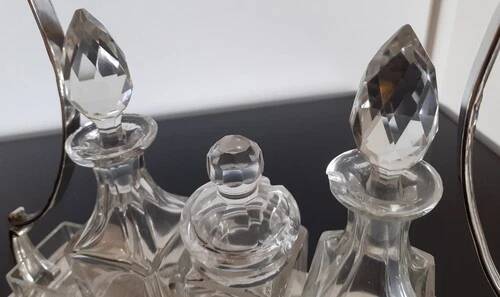 Bouillet goldsmith Bourdelle / Silver-plated metal and glass condiment set